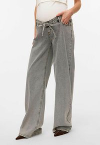 MAMALICIOUS UMSTANDS - Široke hlačnice - light grey denim
