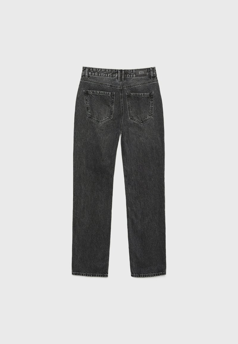 Jeans in denim nero con design a gamba dritta, dotati di due tasche posteriori e una finitura leggermente texturizzata. Realizzati in materiale resistente.