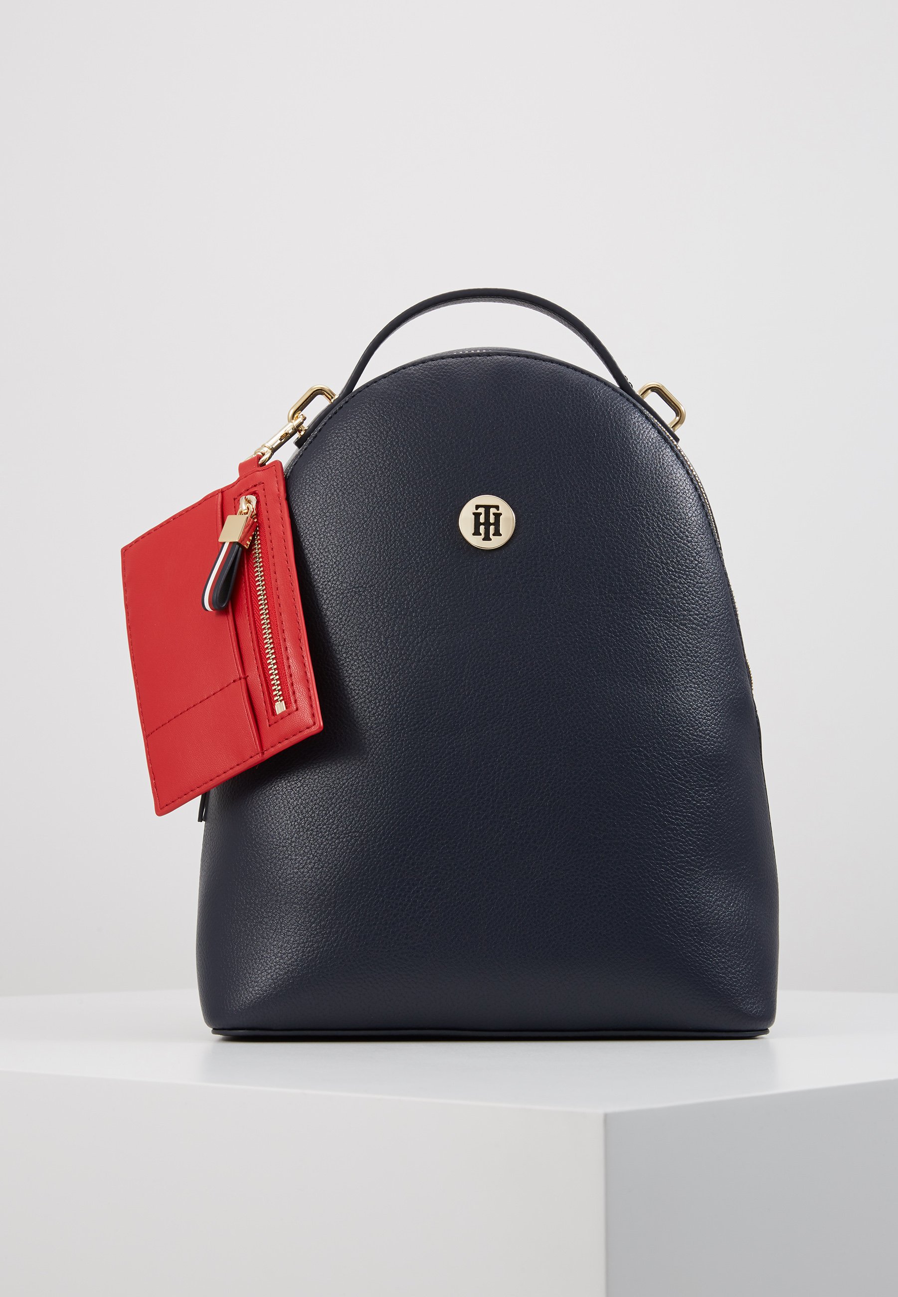 charming tommy backpack