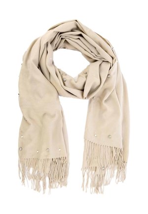 Beżowy, miękki szalik z małymi koralikami przypominającymi perły, rozsianymi i z frędzlami na końcach, ułożony płasko z widocznymi fałdami i zakładkami.