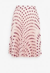 Pleated skirt dalam warna merah muda terang dengan polka dot marun. Dilengkapi dengan pinggiran pas di pinggang dan bentuk A-line yang mengalir. Kain yang memiliki tekstur menambah dimensi.