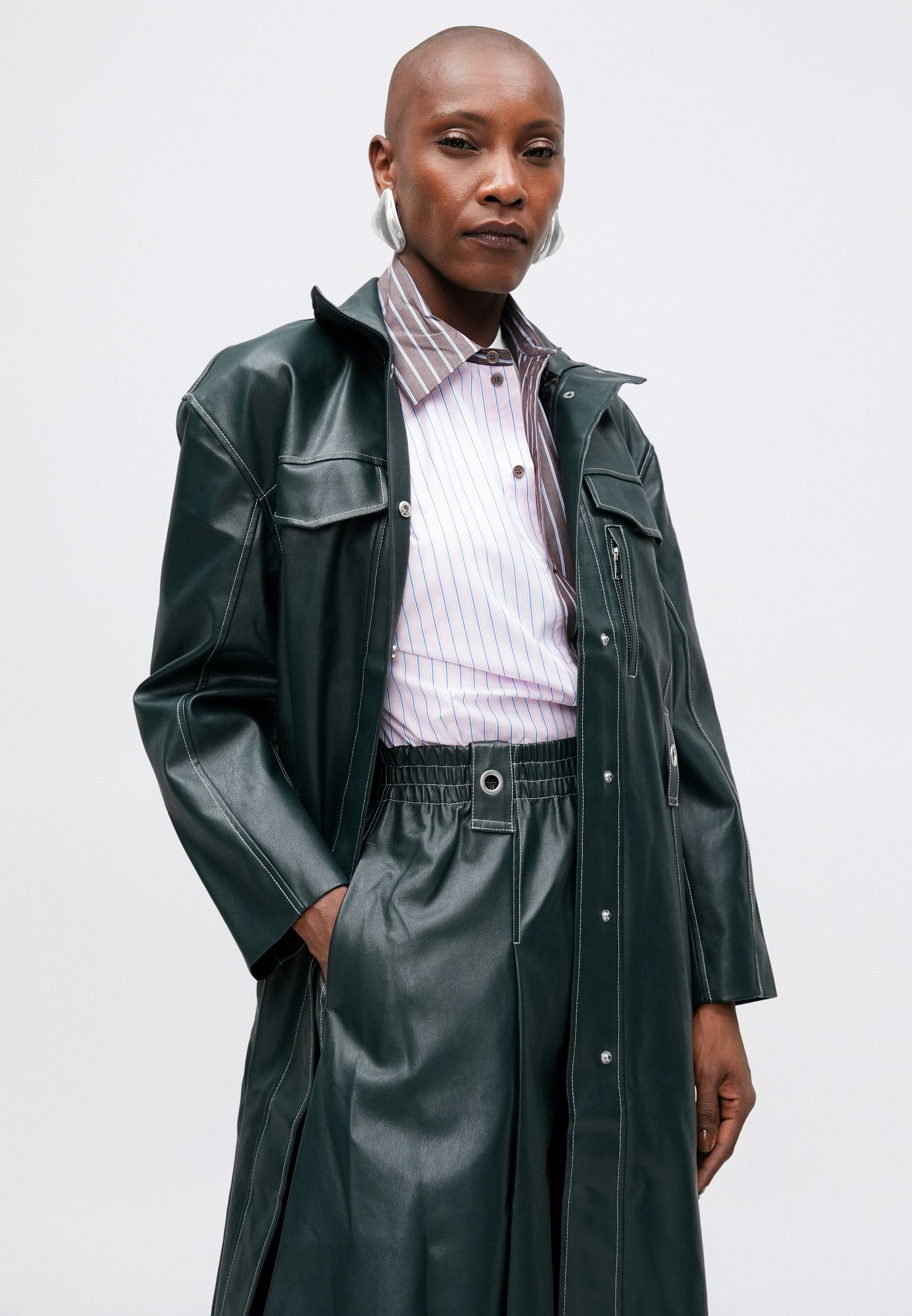 Stine Goya DROPPED SHOULDER HIGH COLLAR COAT - Classic coat - dark