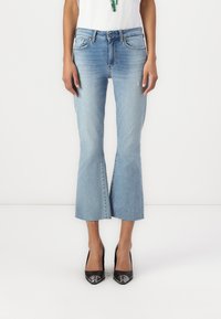 LIU JO AUTHENTIC FLY - Kavbojke na zvonec - blue denim