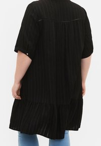 Zizzi Abito a camicia - black