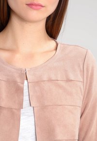 comma Cappotto corto - sand