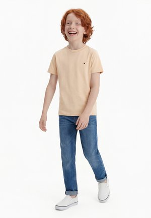 Tommy Hilfiger ESSENTIAL TEE - T-shirt basique - gulf sand