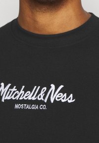 Mitchell & Ness Sweatshirt - black