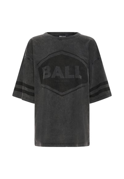 T-shirt noir surdimensionné en coton avec une texture délavée, présentant un logo à l'avant, des manches courtes et deux bandes horizontales sur les manches.