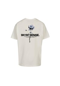 9N1M SENSE FLOWER TEE - Apdrukāts T-krekls - ready for dye