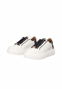 ALEXANDER SMITH Sneakers basse - bianco