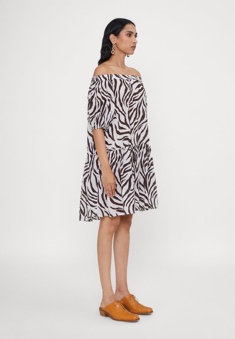 Max Mara Leisure OTTONE - Freizeitkleid - marrone