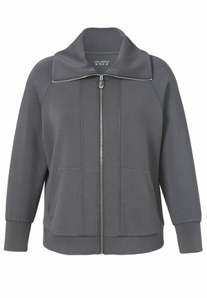 Dunkelgraue Zip-up-Jacke mit hohem Kragen, langen Ärmeln, gekrempelten Handgelenken, Vorderseitentaschen und sichtbaren vertikalen Nahtdetails.
