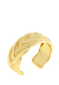 Bracciale a manica dorato con design intrecciato, caratterizzato da una finitura lucida e una parte posteriore aperta per la regolabilità.