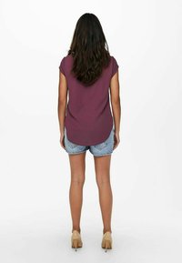 ONLY VIC S/S SOLID NOOS PTM - T-shirts basic - fig