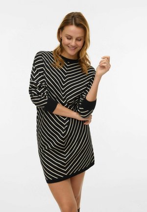 VMCAPRICORN KURZES - Sarafanas - black