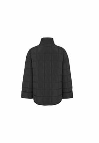 Geacă puffer neagră matlasată cu guler înălțat, umeri căzuți și mâneci largi. Prezintă un model geometric și o textură netedă a materialului.