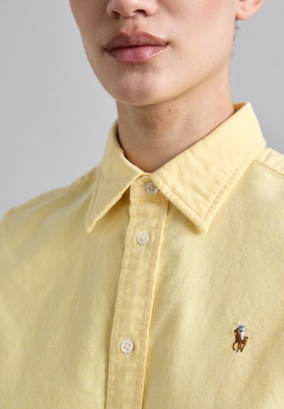 Polo Ralph Lauren CLASSIC FIT SLEEVELESS OXFORD SHIRT - Tops - yellow
