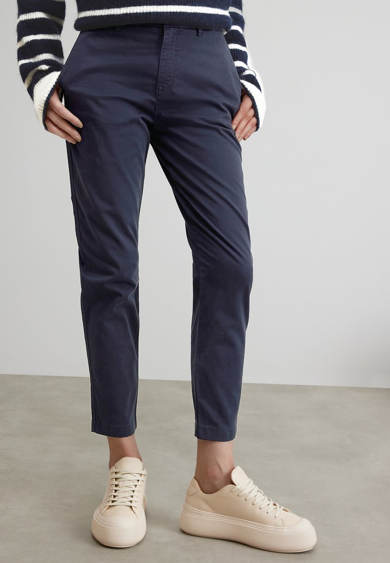 BOSS - TACHINI - Chinos - open blue, Förstora