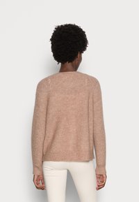 Selected Femme Kardigan - brown