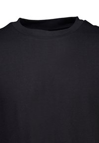 T-shirt nera a girocollo realizzata in morbido cotone. Presenta una forma classica con una texture liscia e senza motivi o disegni visibili.