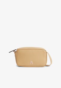 Δεν επιλέχθηκε, classic khaki