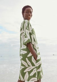 Next KAFTAN - Dnevna haljina - green white