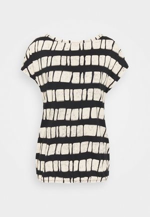 T-shirt z nadrukiem