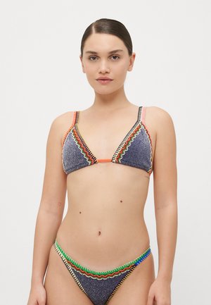 It's Now Cool THE DIY  - Bikini top - brillar