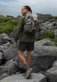 Oakley LATITUDE BACKPACK UNISEX - Hátizsák - granite gray