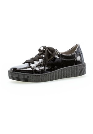 Sneakers - black