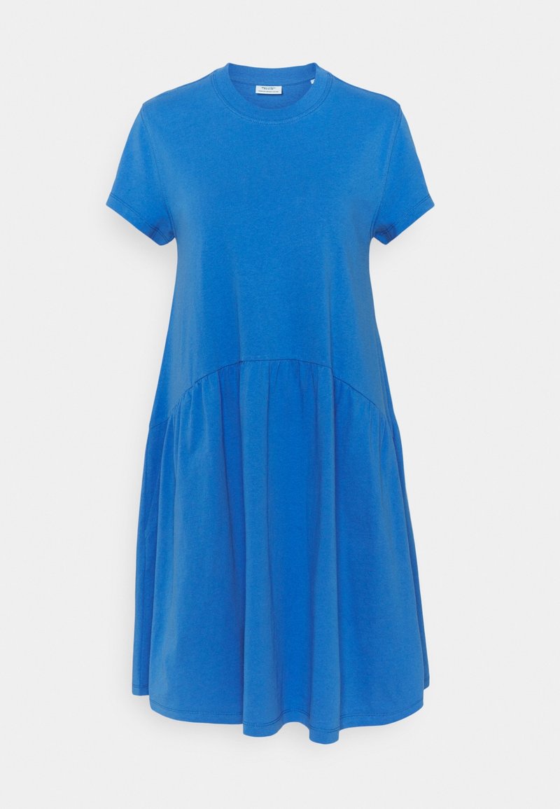 Sininen puuvillamekko lyhyillä hihoilla, pyöreällä kaula-aukolla, kerätyllä vyötäröllä ja lehahtavalla hameella, joka on sileä ja tasaisesti ommeltu.