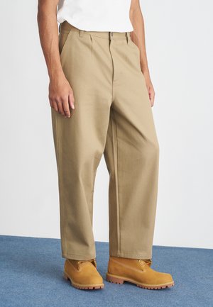 HOLDEN PANT WATERTOWN - Kalhoty - camel