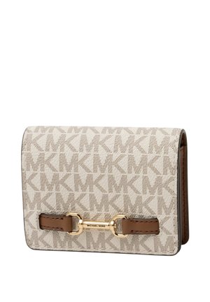 Kompaktowy beżowy portfel z powtarzającym się wzorem MK, brązowym skórzanym paskiem i złotym zapięciem Michael Kors.