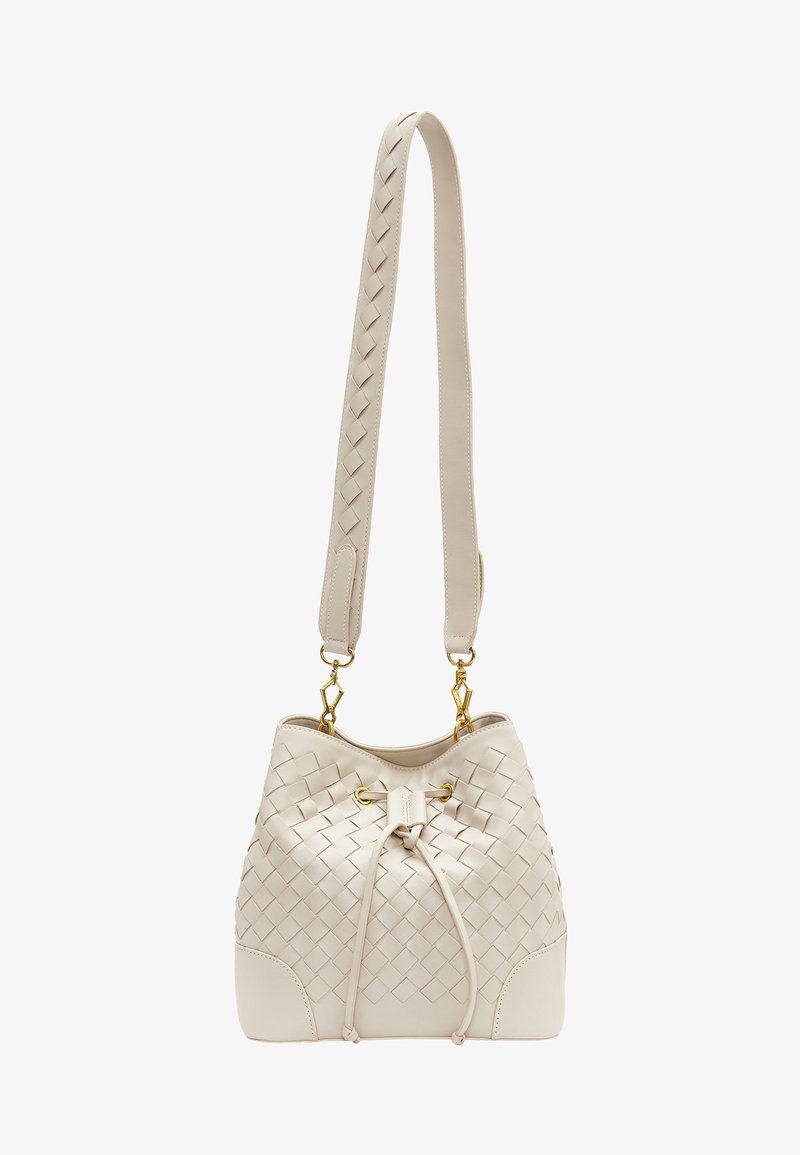 Beige nahkalaukku, jossa on kudottu pinta, säädettävä punottu olkahihna, nyörisulku ja kultasävyiset metalliosat.