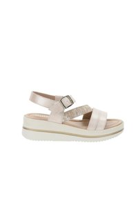 Sandalo con cinturini in beige chiaro, con una sezione centrale testurizzata, cinturini lisci, fibbia regolabile e una suola piatta ammortizzata.