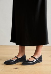 Baleriinad - black