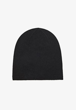 Bonnet en tricot noir avec une texture serrée, un sommet arrondi et un ourlet côtelé. Couleur unie simple sans motifs ni embellissements.