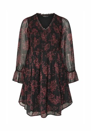 Robe noire à fleurs avec de longues manches transparentes, corsage smocké et jupe évasée. Présente des motifs de roses rouges et des poignets à volants.