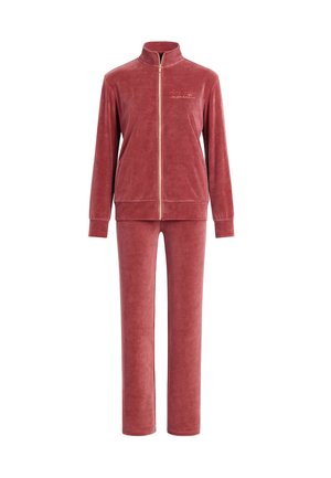 Weiches pinkes Velours-Zweiteiler-Set mit Reißverschlussjacke mit hohem Kragen und passenden gerade geschnittenen Hosen.