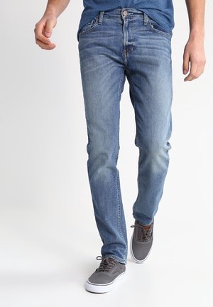 Jeansy Straight Leg