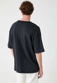 Koton T-shirts print - anthracite