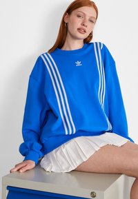 adidas Originals ADICOLOR 70S - Ikdienas džemperis - bluebird