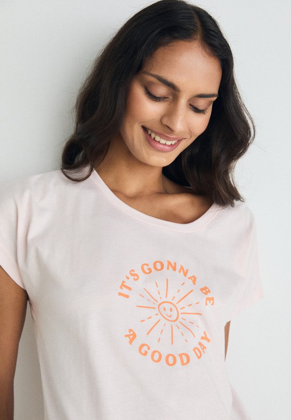 VIVANCE DREAMS BY LASCANA VD MOON SMILE BIGSHIRT - Nightie4