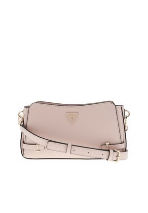 Borsa a tracolla sintetica rosa chiaro con hardware dorato, dotata di un logo triangolare e di una tracolla regolabile. Texture liscia e forma strutturata.
