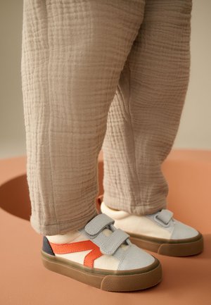 Next, REGULAR FIT - TOUCH FASTENING SKATE TRAINERS - Tenisky - multi