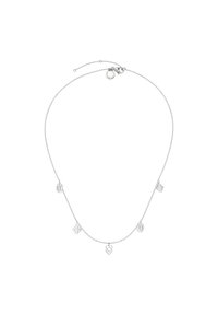Sølv halskæde med en delikat kæde og fem geometriske vedhæng, herunder former som firkanter og diamanter, med detaljeret udsmykning.