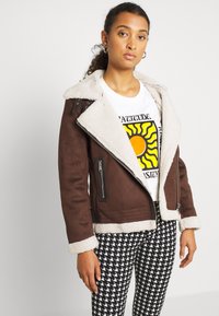 ONLY ONLDIANA BONDED AVIATOR JACKET  - Casaco de pele sintética - black coffee/white
