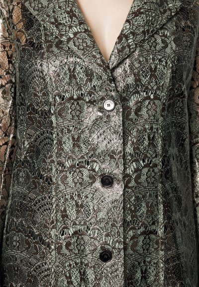 Vaillant TECHNICAL COATED OVERCOAT - Κλασικό παλτό - brown