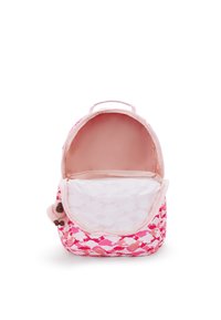 Zaino a motivi rosa e rossi con apertura a zip e interno morbido. Presenta un accento in peluche su un lato. Design compatto e leggero.