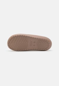 Crocs CLASSIC V2 UNISEX - Kummikingad - latte